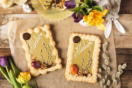 MAZUREK PISTACJOWY